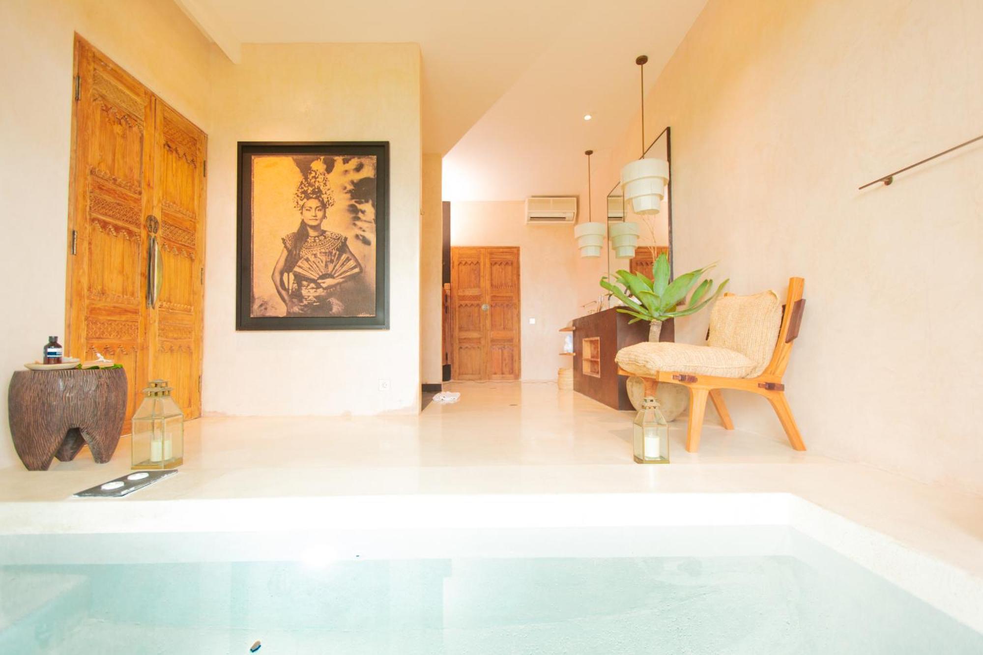 Oshom Bali At Nuanu Creative City Selemadeg Zimmer foto